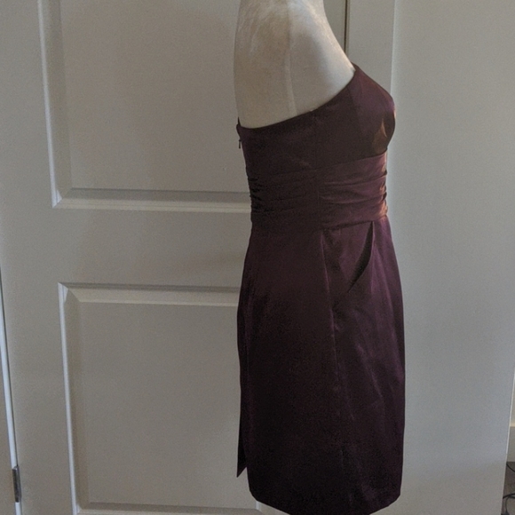 Purple POCKETED strapless satin style dress! - Picture 2 of 7